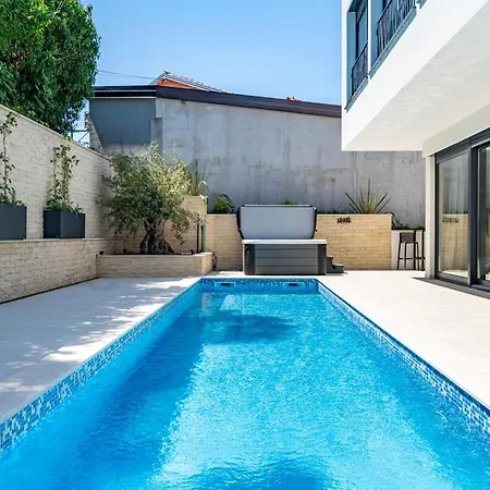 Marijan - Modern With Pool & Jacuzzi - Rovinj