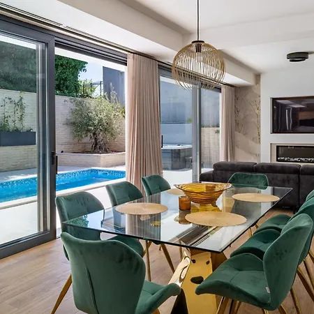 Marijan - Modern With Pool & Jacuzzi - Rovinj וילה *