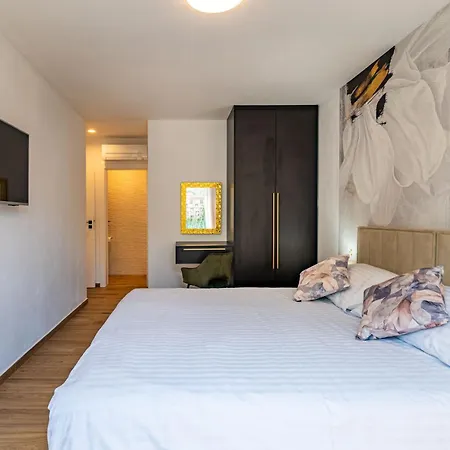 Marijan - Modern With Pool & Jacuzzi - Rovinj Βίλα *