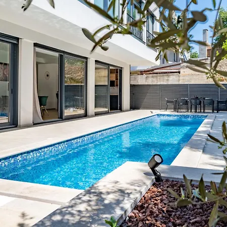 Marijan - Modern With Pool & Jacuzzi - Rovinj Βίλα