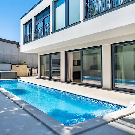 Marijan - Modern With Pool & Jacuzzi - Rovinj Rovinjsko Selo