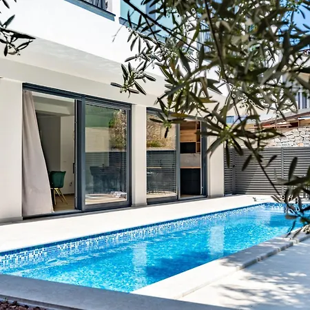 Marijan - Modern With Pool & Jacuzzi - Rovinj Rovinjsko Selo