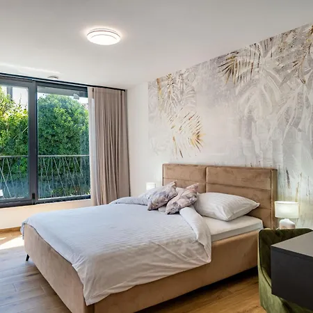 Marijan - Modern With Pool & Jacuzzi - Rovinj וילה רובינייסקו סלו