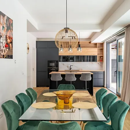 Marijan - Modern With Pool & Jacuzzi - Rovinj וילה